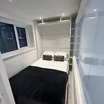 Knightsbridge 2 Bedroom Apartment Overlooking Harrods